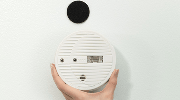 How to Install a Smoke Alarm Without Drilling
